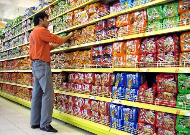 方便食品進(jìn)入熱銷(xiāo)時(shí)期，供不應(yīng)求狀況持續(xù)